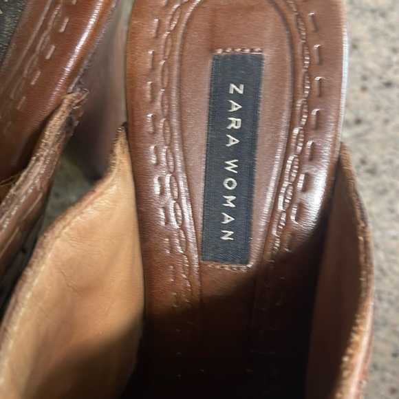 Zara Women’s Peep Hole Brown Leather Wooden Heel Size 37 - Picture 9 of 12